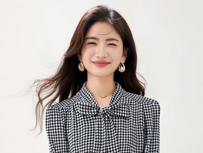 Houndstooth Blouse with Tie Neck and Long Sleeves