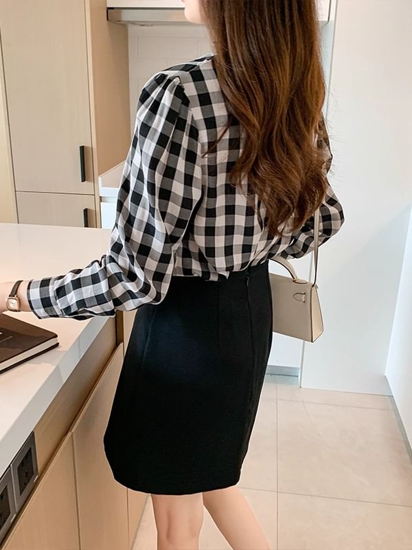 Plaid Button-Up Blouse with V-Neck and Long Sleeves