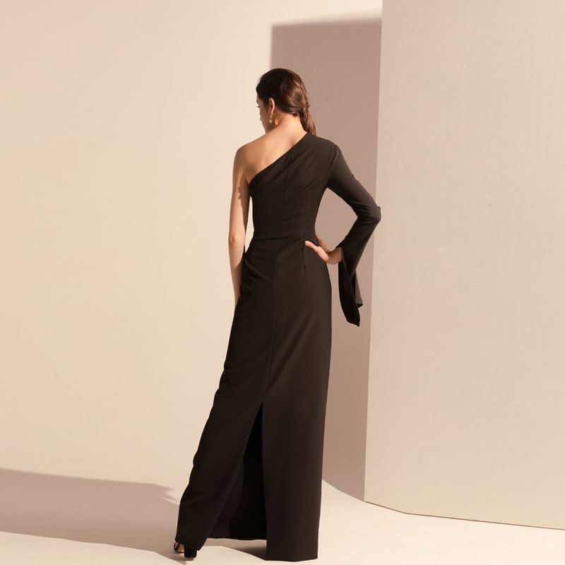 Long-Sleeve One-Shoulder Plain Sheath Evening Gown