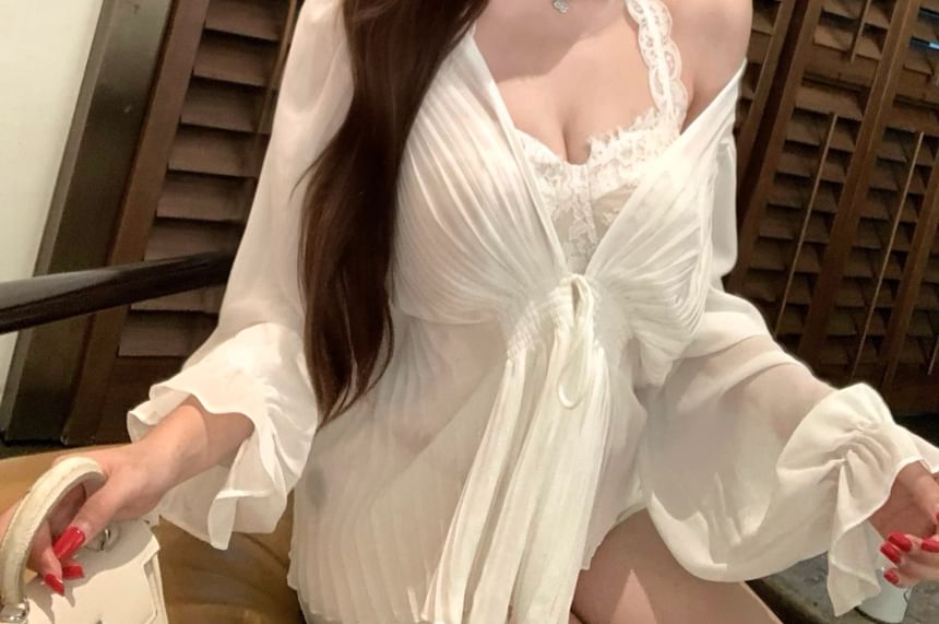 Solid Halter Top & Cropped Long-Sleeve Top Set