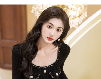 Long-Sleeve Scoop Neck Contrast Trim Peplum Midi Sheath Evening Dress