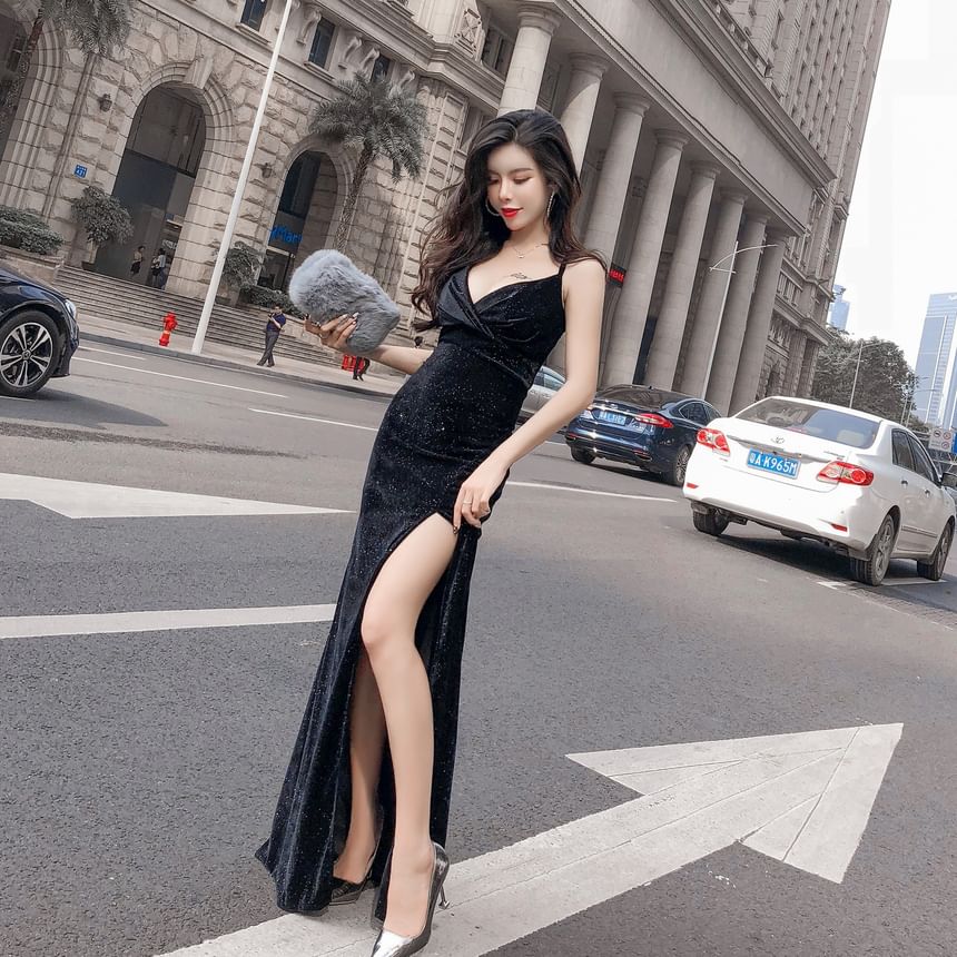 Spaghetti Strap V-Neck Glitter Slit Velvet Sheath Evening Dress
