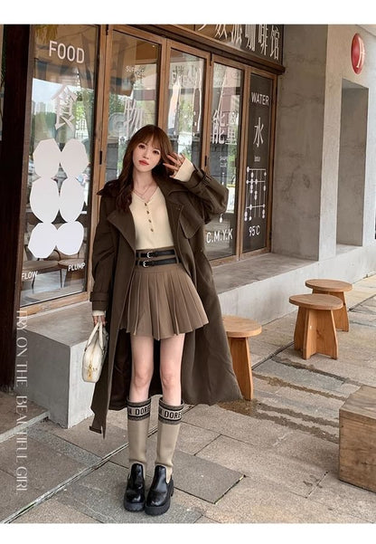 Ribbed Knit Toggle V-Neck Extended Sleeve Sweater