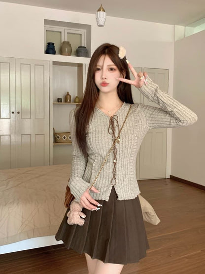 Lace-Up Ribbed Melange V-Neck Extended Sleeve Top