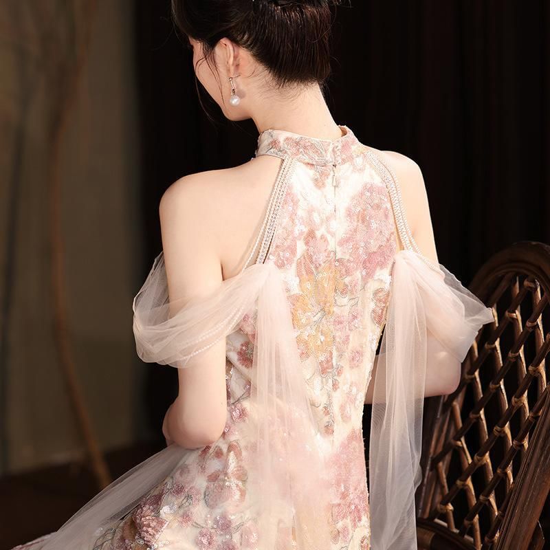 Sleeveless Floral Embroidery Sheath Evening Gown