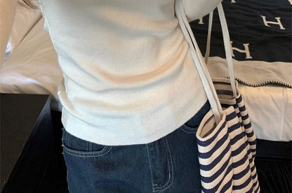 Plain Scoopneck Extended Sleeve Knit Tee