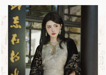 Sleeveless Keyhole Maxi Qipao / Floral Light Jacket / Set
