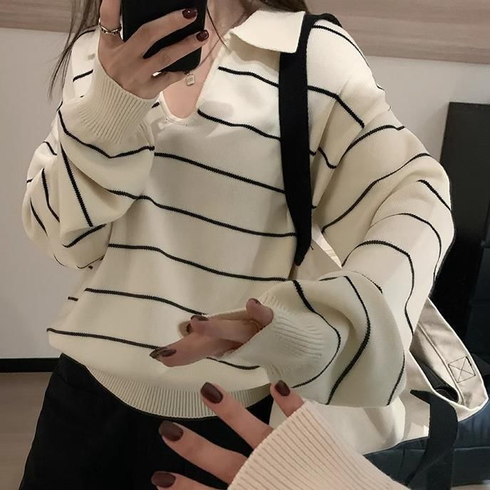 Striped Knit Extended Sleeve Polo Collar Shirt