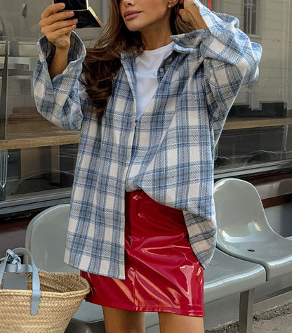 Loose-Fit Plaid Shirt with Long Sleeves