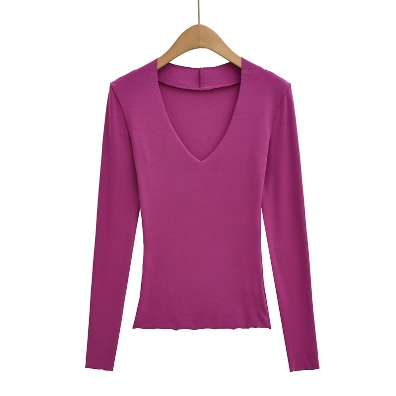Slim-Fit Tee with V-Cut Neckline and Extended Sleeves