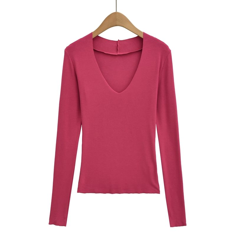 Slim-Fit Tee with V-Cut Neckline and Extended Sleeves