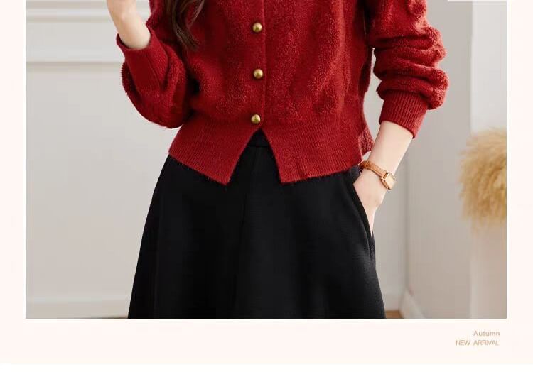 Round Neck Plain Cropped Cardigan