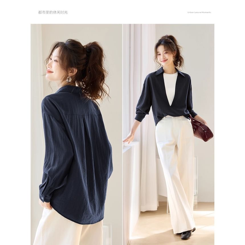 Overhead Shirt with V-Cut Neckline and Three-Quarter Sleeves
