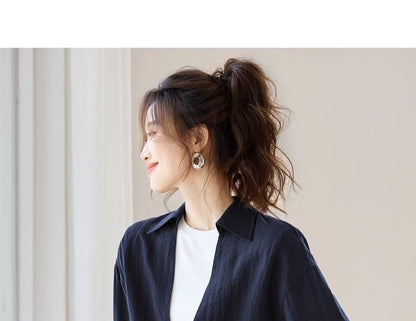 Overhead Shirt with V-Cut Neckline and Three-Quarter Sleeves