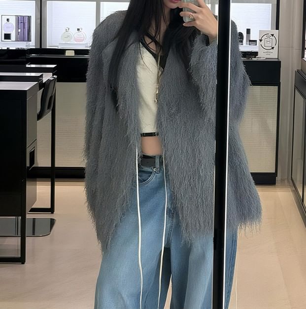 Long Sleeve Plain Faux Fur Coat / V-Neck Contrast-Trim Camisole Top