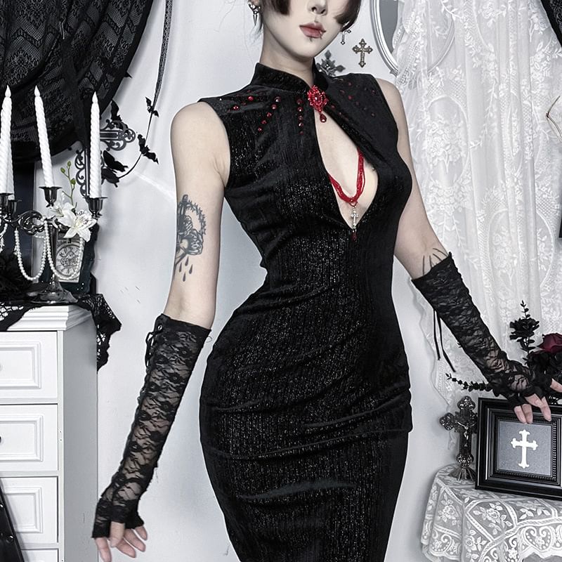Sleeveless Rhinestone Cutout Maxi Qipao