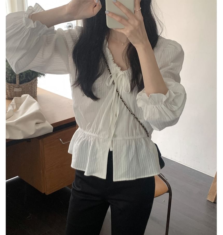 U-Neck Lace Shirt with Long Sleeves