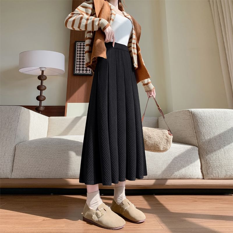 Pleated Midi A-Line Knit Skirt with High Waist