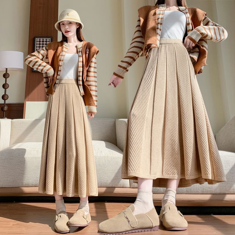 Pleated Midi A-Line Knit Skirt with High Waist