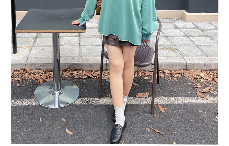 Plus Size Mock Two-Piece V-Neck Lettering Print Pullover