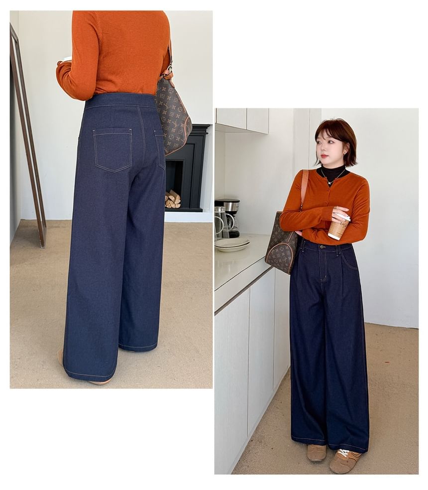 Plus Size High Rise Contrast Stitched Wide Leg Jeans