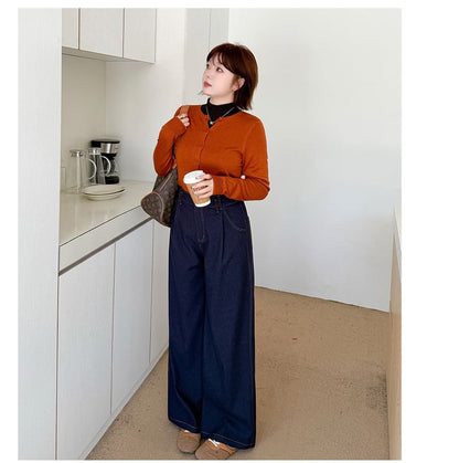 Plus Size High Rise Contrast Stitched Wide Leg Jeans