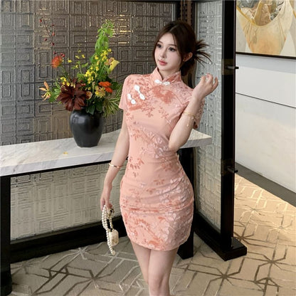 Short Sleeve Floral Patterned Mini Sheath Qipao