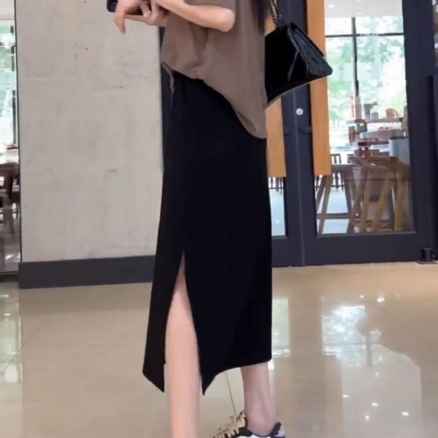 Plain Maxi Skirt with High Rise