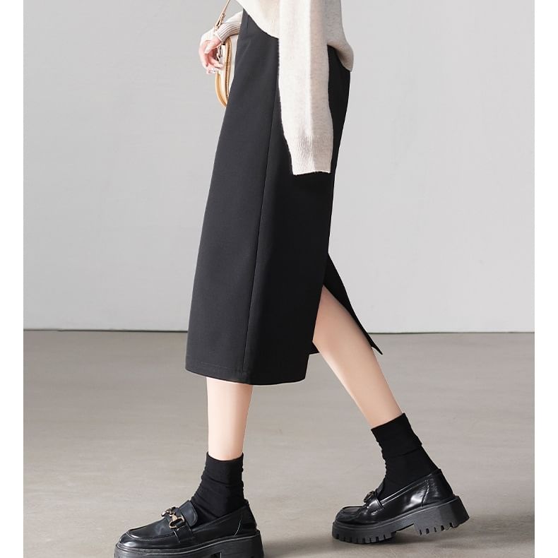 Plain Midi Skirt with High Rise