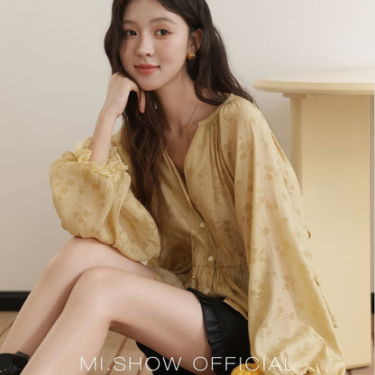 Cropped Flowy V-Neck Top with Long Sleeves