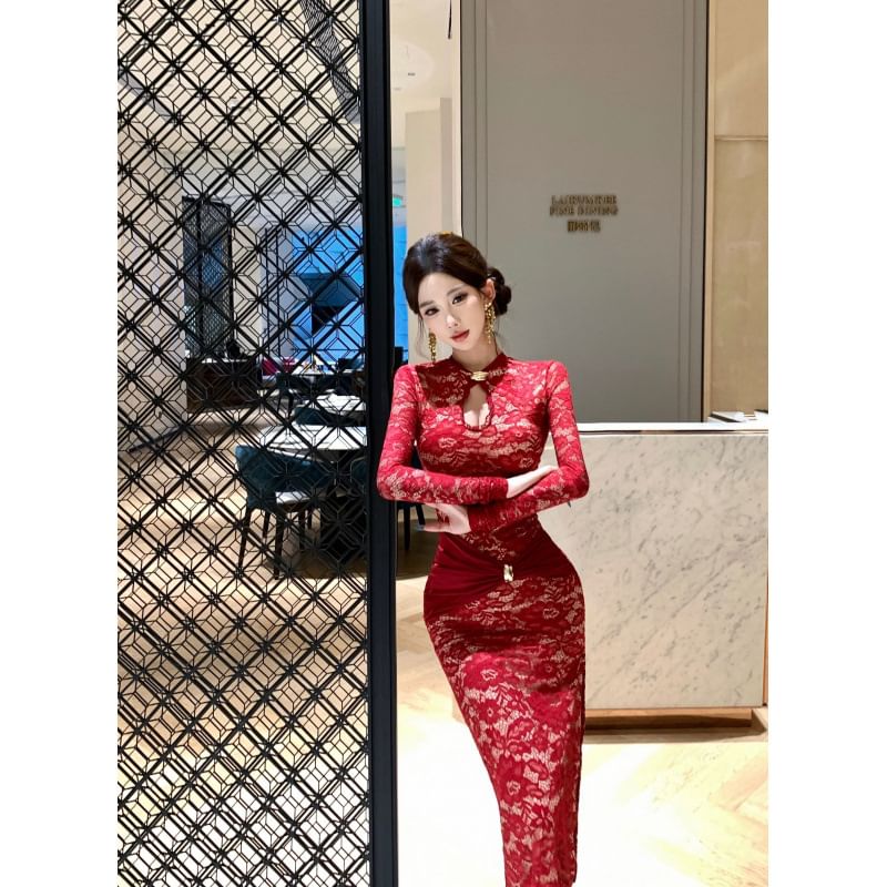 Long-Sleeve Floral Lace Midi Qipao
