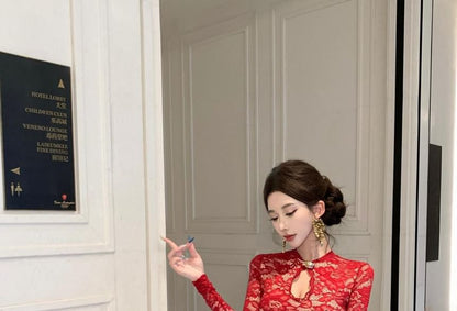 Long-Sleeve Floral Lace Midi Qipao
