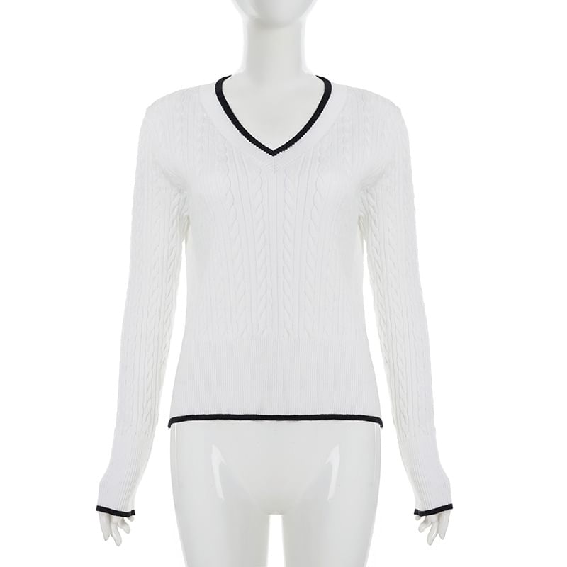 Cropped V-Neck Sweater with Contrasting Trim