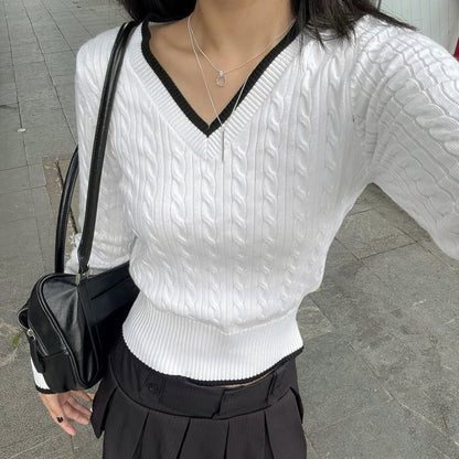 Cropped V-Neck Sweater with Contrasting Trim