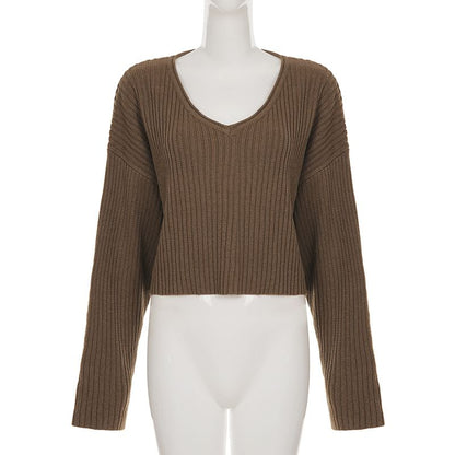 Cropped V-Neck Pullover Sweater in Solid Color