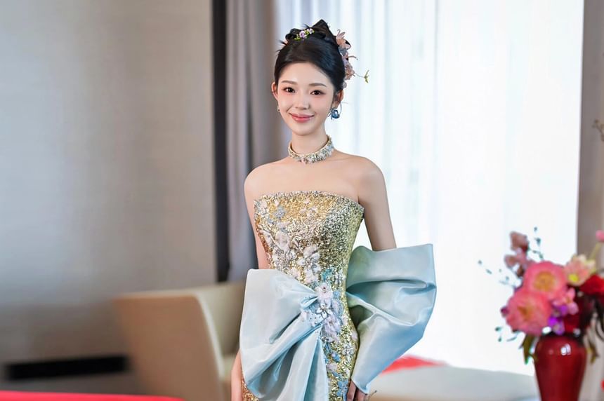 Strapless Floral Jacquard Sequined Bow Mermaid Evening Gown