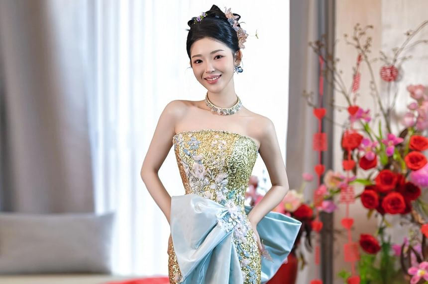 Strapless Floral Jacquard Sequined Bow Mermaid Evening Gown