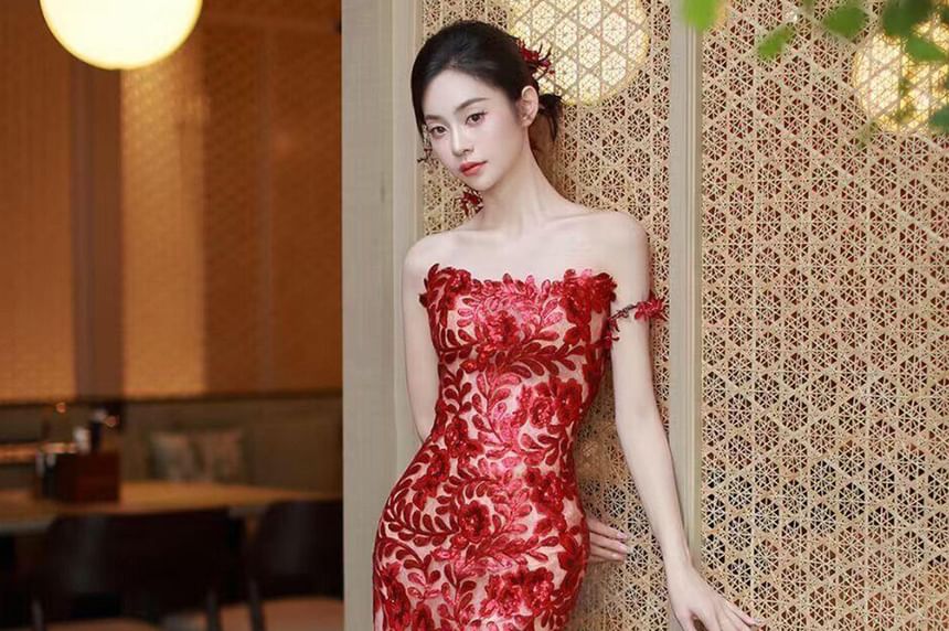 Strapless Floral Jacquard Tasseled Bodycon Evening Gown