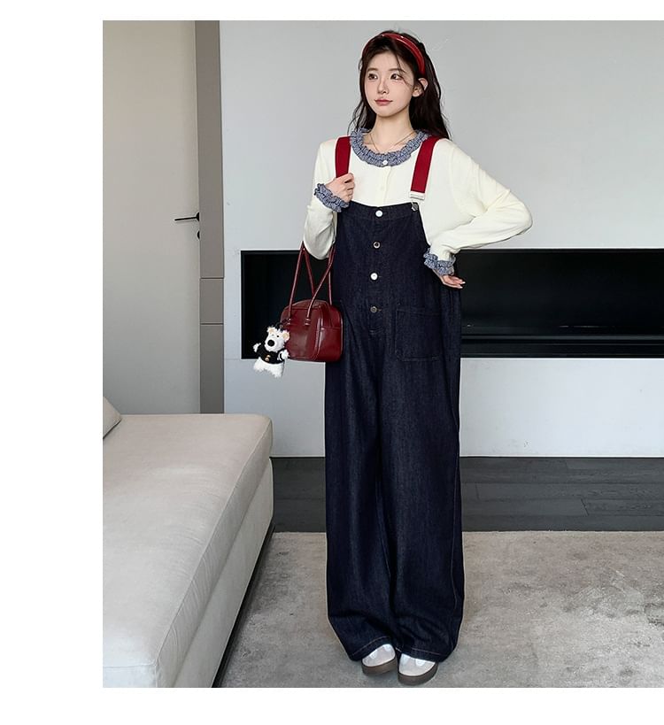 Maternity Set: Ruffled Round-Neck Top with Wide-Leg Jumper Jeans