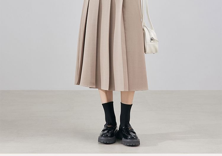 V-Neck Blazer & Accordion Pleated Midi A-Line Skirt