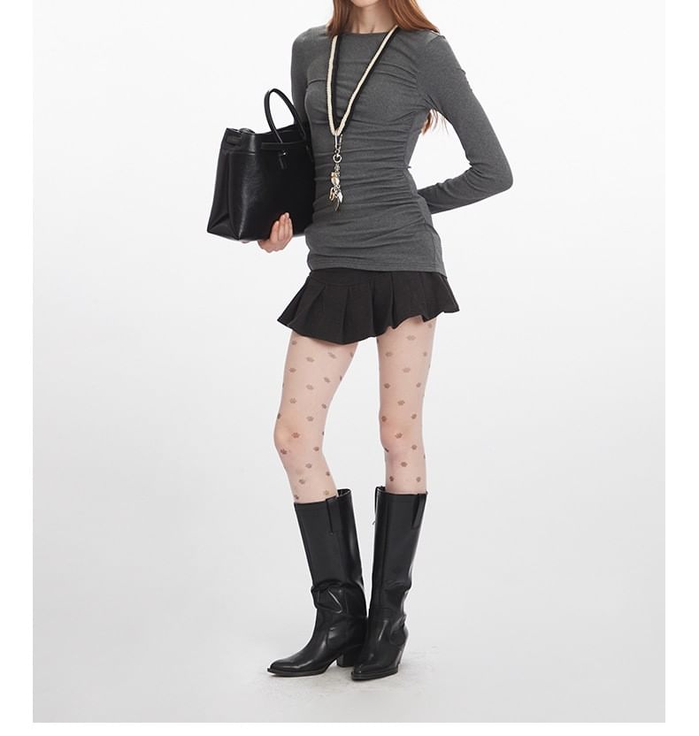 Solid Ruched Tee with Round Neck and Extended Sleeves