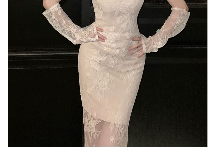 Sleeveless Asymmetrical Neck Plain Lace Sheath Wedding Gown