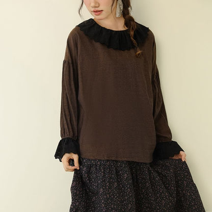 Gingham Blouse with Contrasting Collar and Extended Sleeves