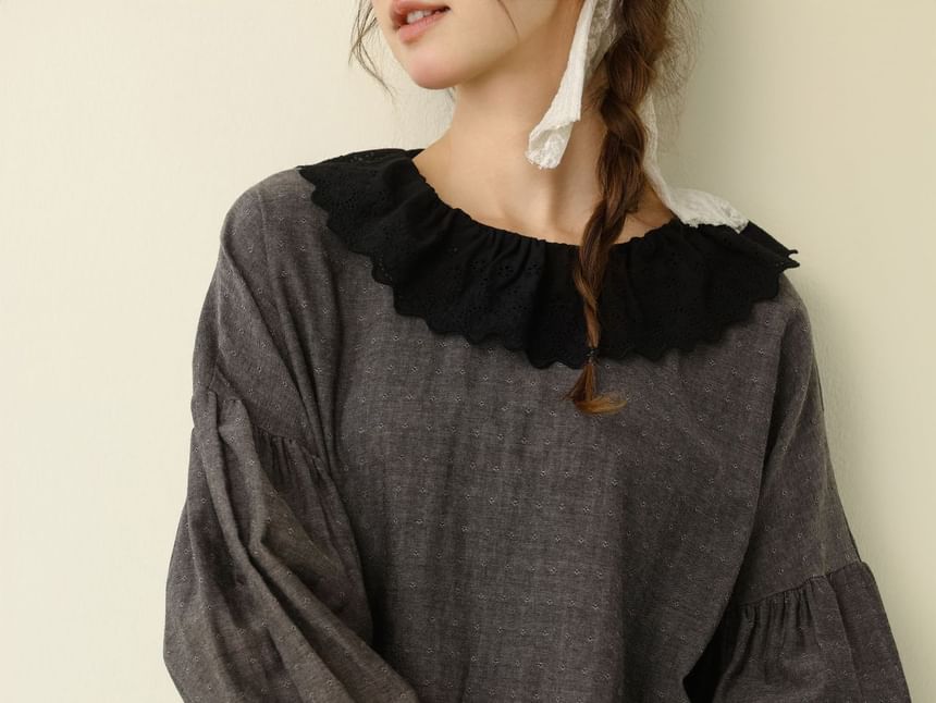 Gingham Blouse with Contrasting Collar and Extended Sleeves