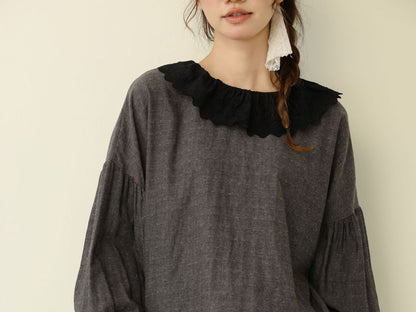 Gingham Blouse with Contrasting Collar and Extended Sleeves