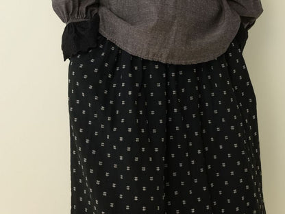 Gingham Blouse with Contrasting Collar and Extended Sleeves