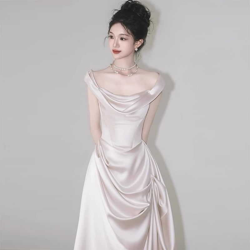 Off Shoulder Trained A-Line Wedding Gown