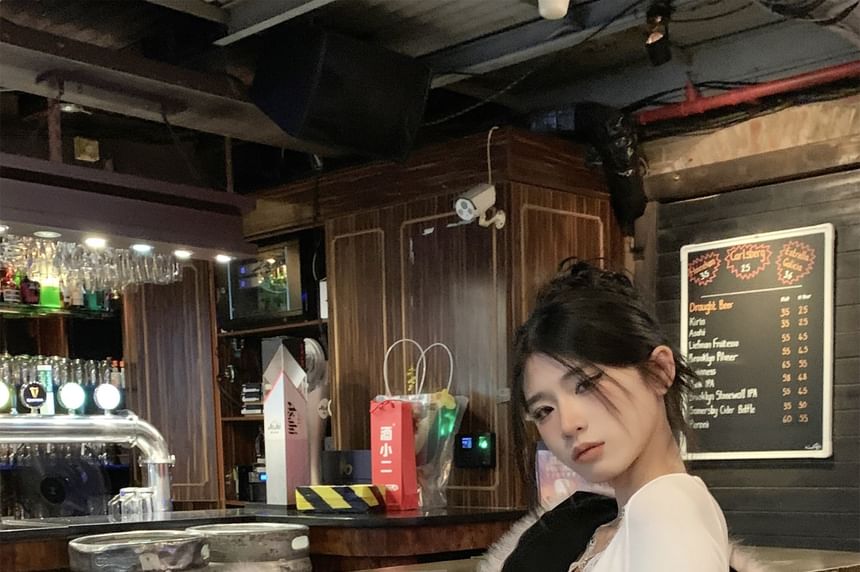 Plain Hooded Two-Way Faux Fur Jacket