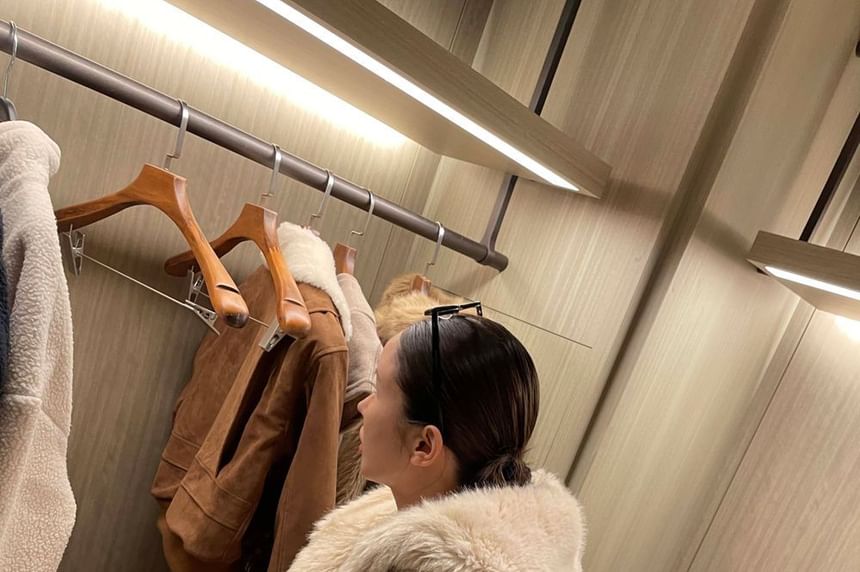 Plain Fluffy Hooded Jacket