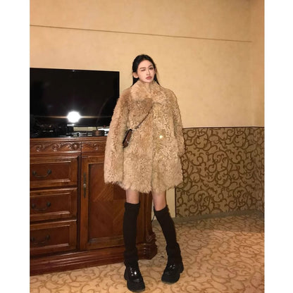 Faux Fur Collared Buttoned Coat